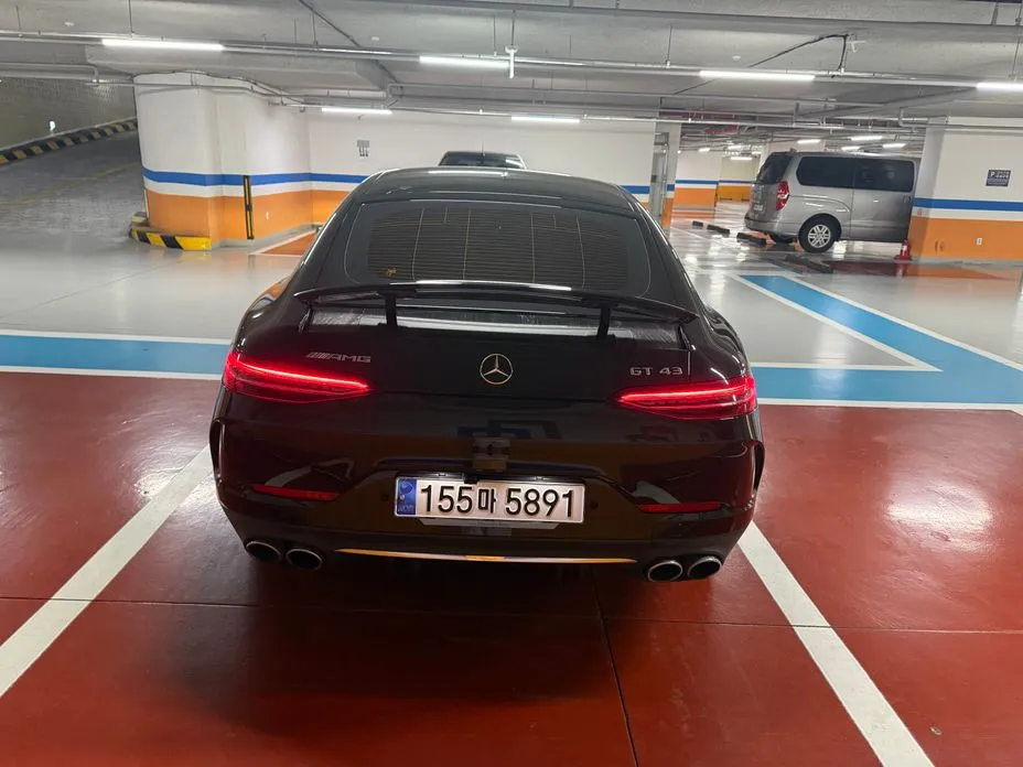 Mercedes-Benz AMG GT