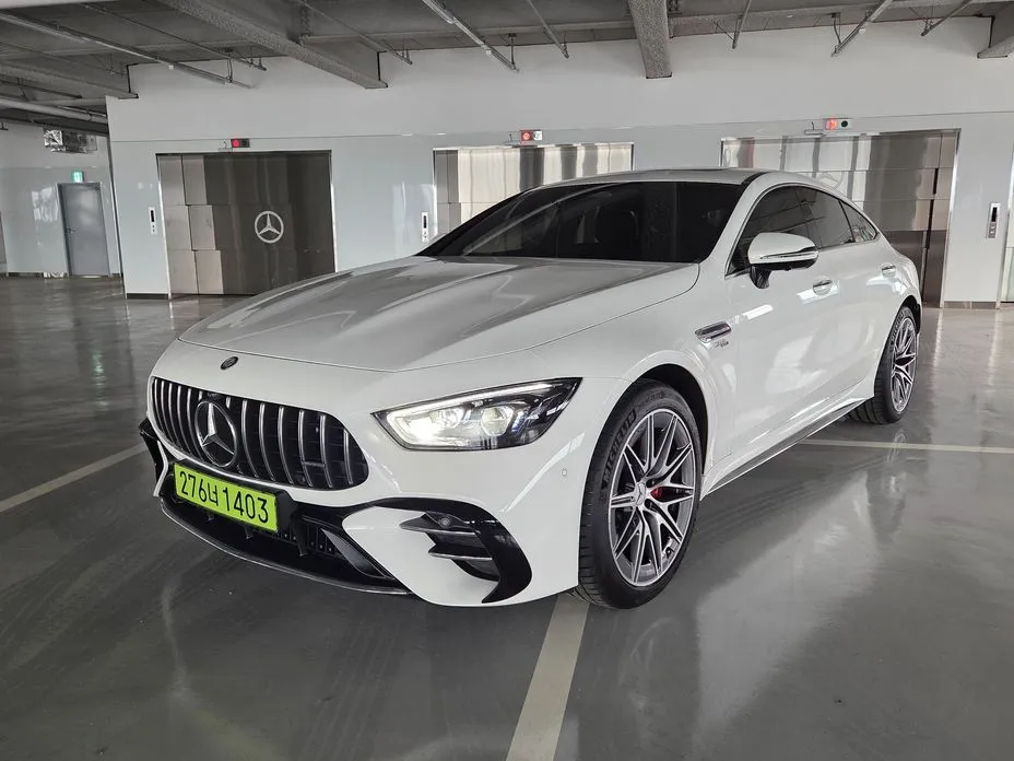 Mercedes-Benz AMG GT