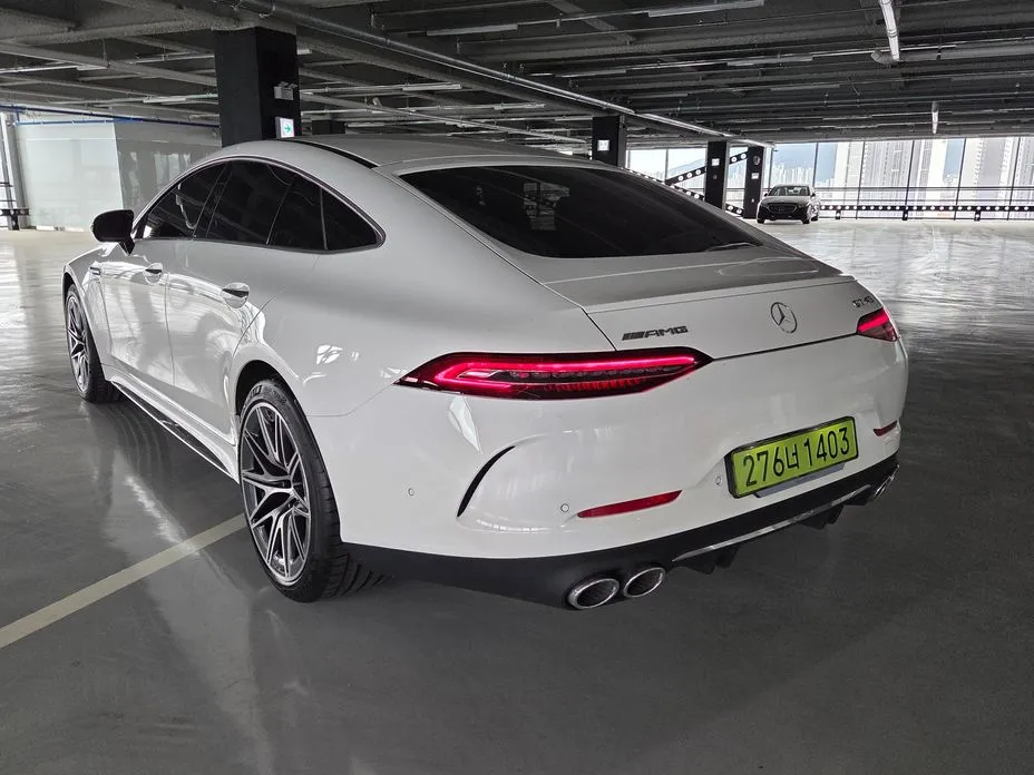 Mercedes-Benz AMG GT