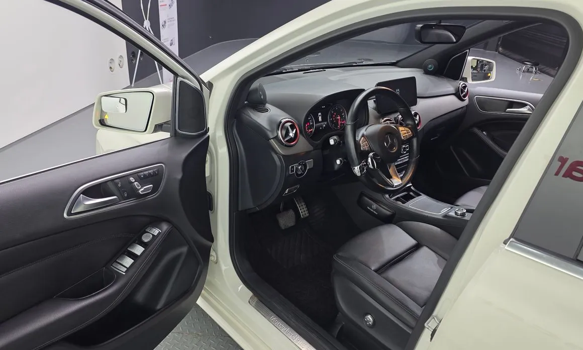 Mercedes-Benz B-Class