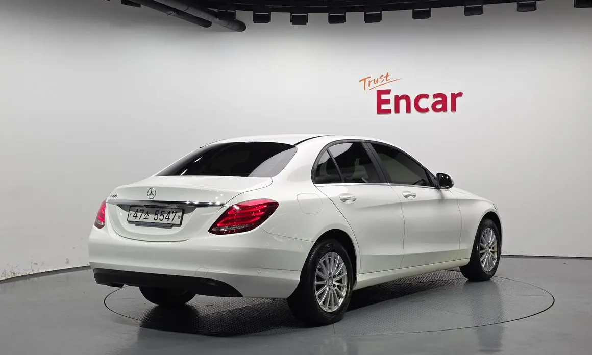 Mercedes-Benz C-Class
