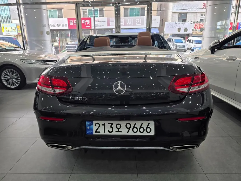 Mercedes-Benz C-Class