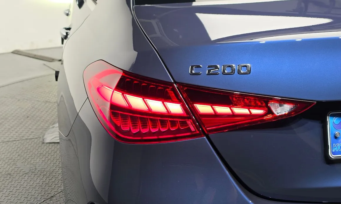 Mercedes-Benz C-Class