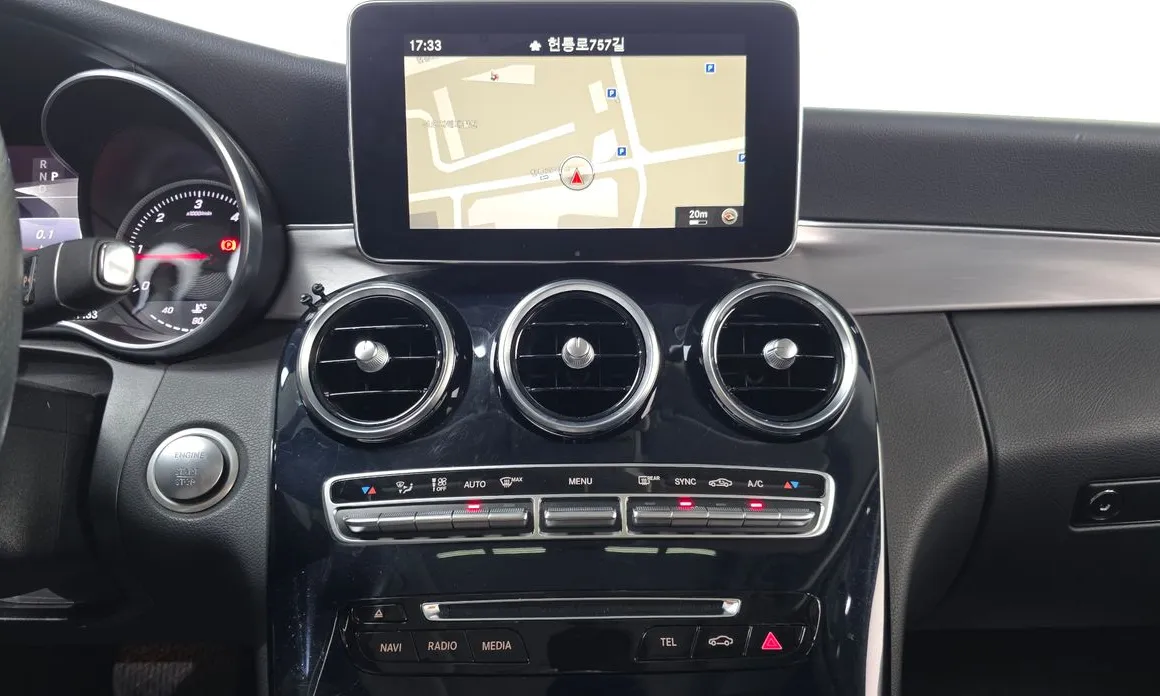 Mercedes-Benz C-Class