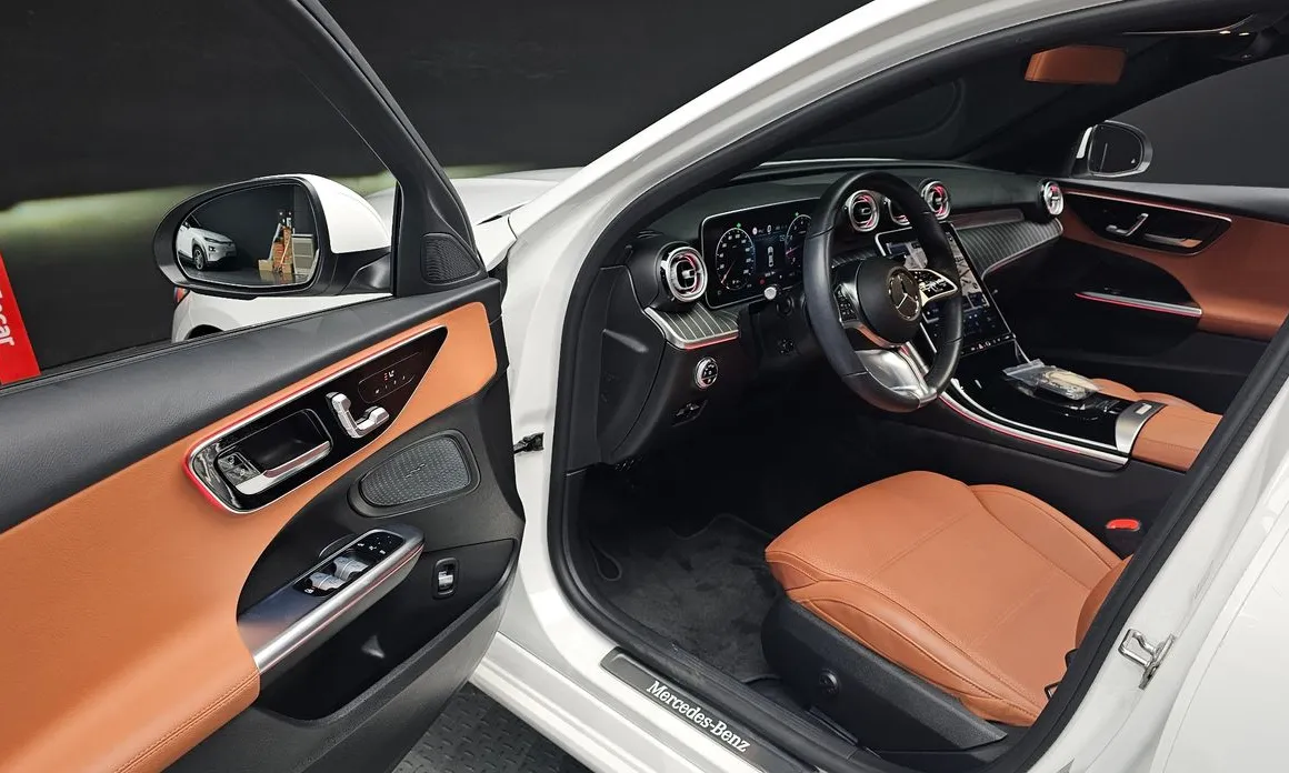 Mercedes-Benz C-Class