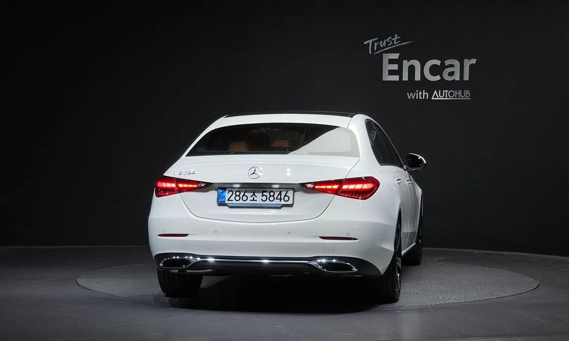 Mercedes-Benz C-Class