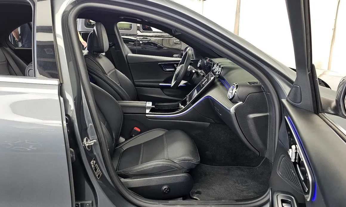 Mercedes-Benz C-Class