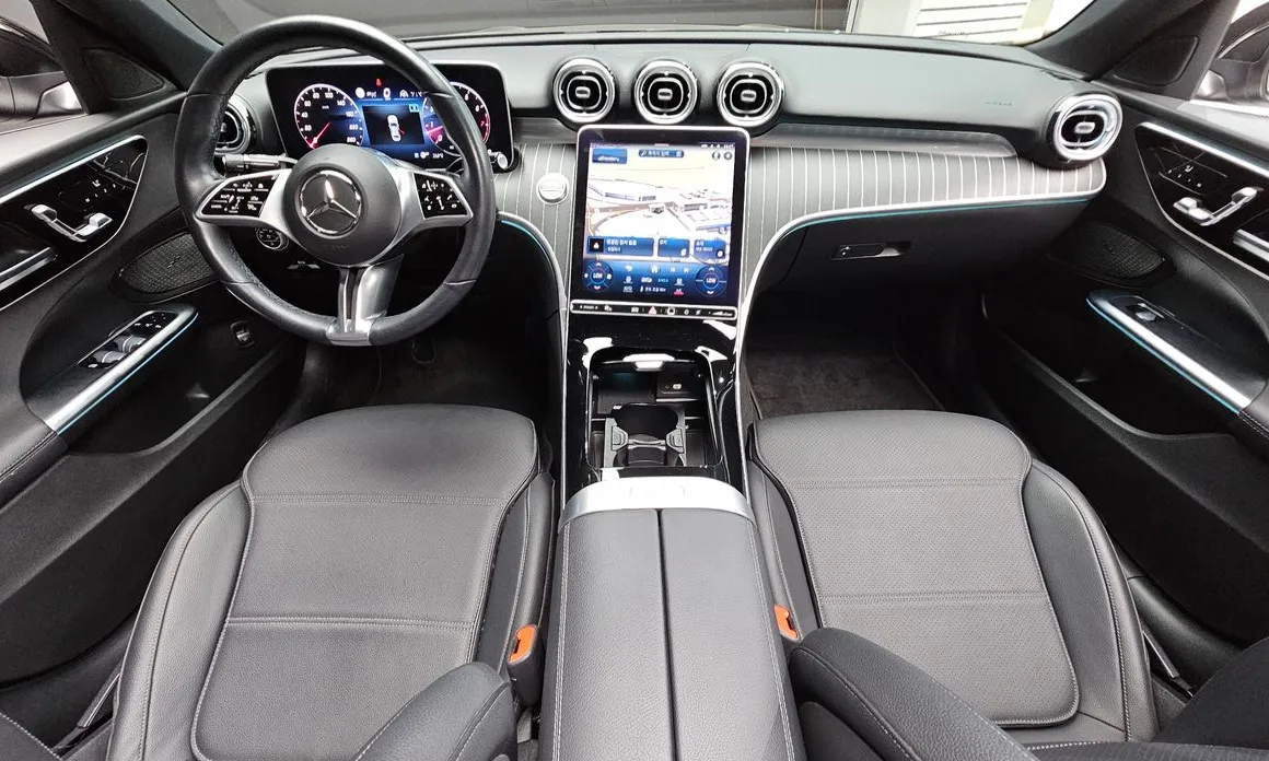 Mercedes-Benz C-Class