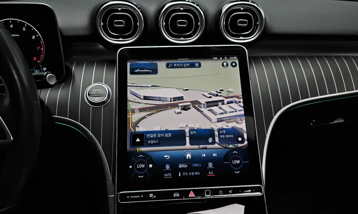 Mercedes-Benz C-Class