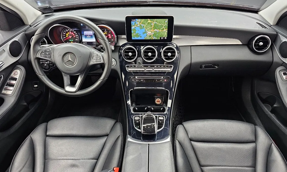 Mercedes-Benz C-Class