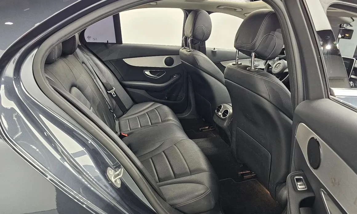 Mercedes-Benz C-Class