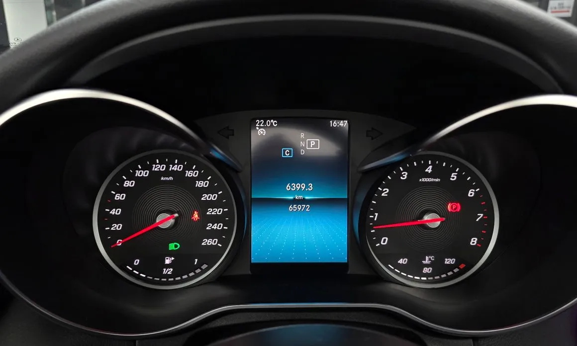 Mercedes-Benz C-Class