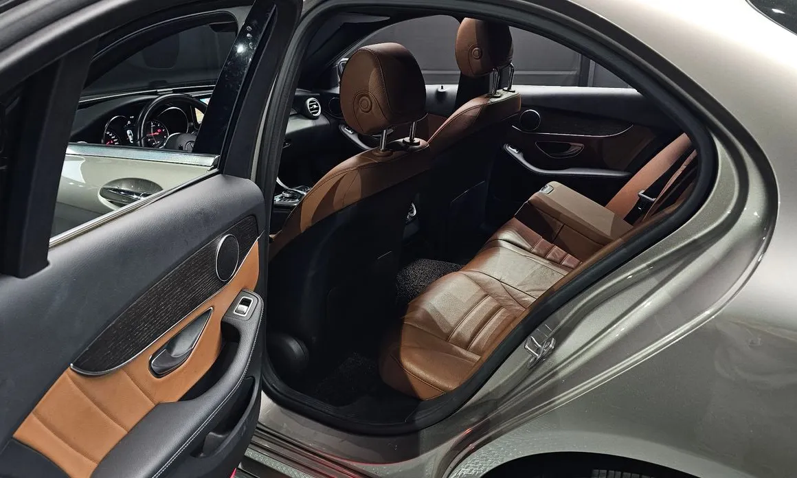 Mercedes-Benz C-Class
