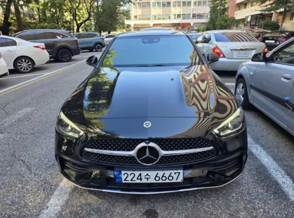 Mercedes-Benz C-Class
