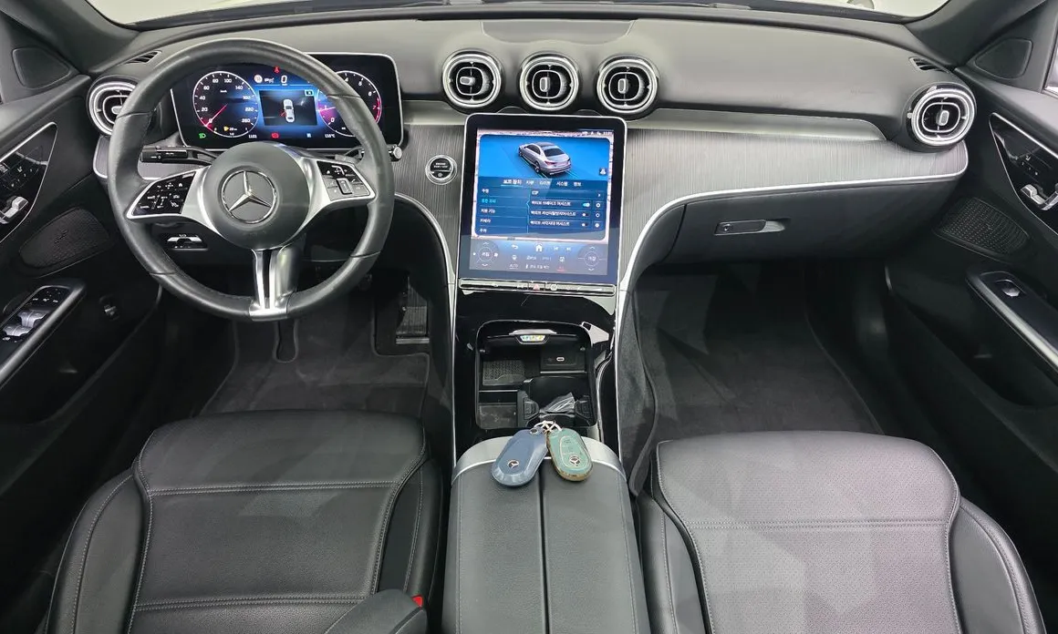 Mercedes-Benz C-Class