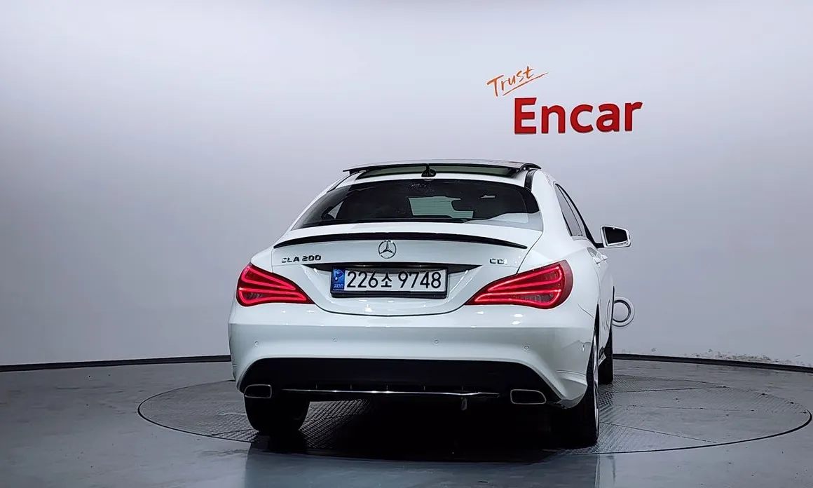 Mercedes-Benz CLA-Class
