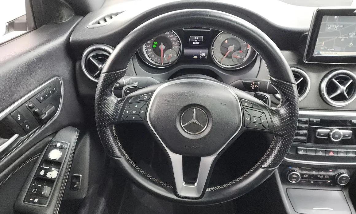 Mercedes-Benz CLA-Class
