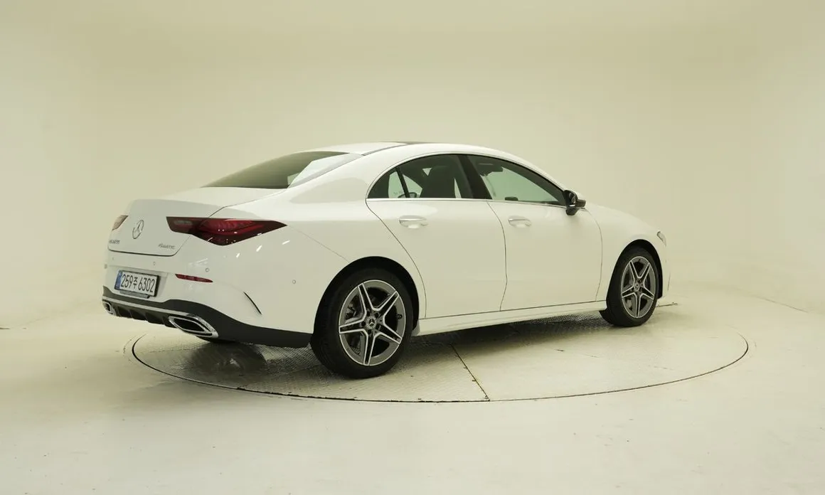 Mercedes-Benz CLA-Class