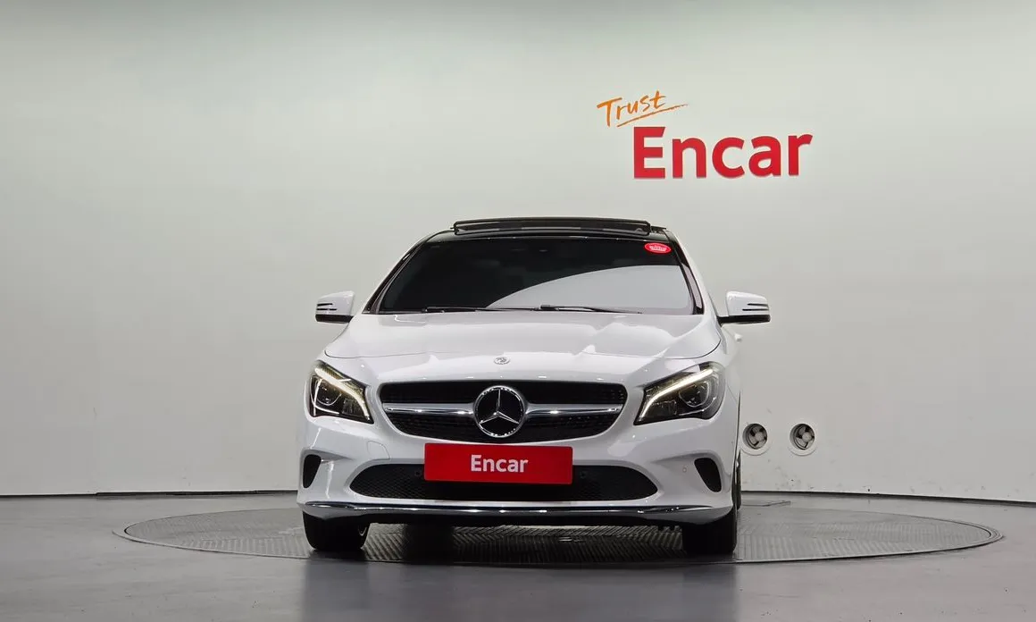Mercedes-Benz CLA-Class