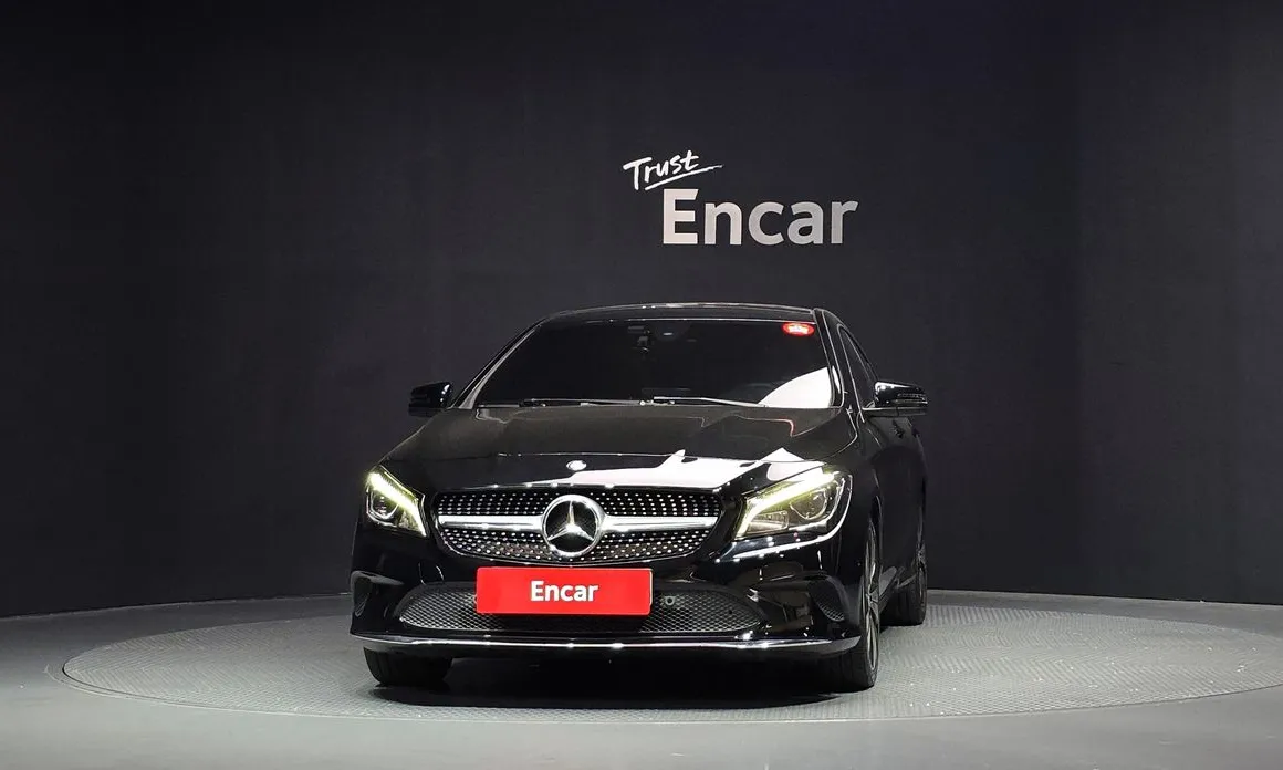 Mercedes-Benz CLA-Class