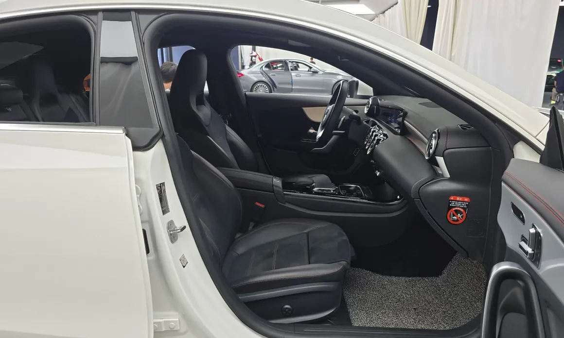Mercedes-Benz CLA-Class