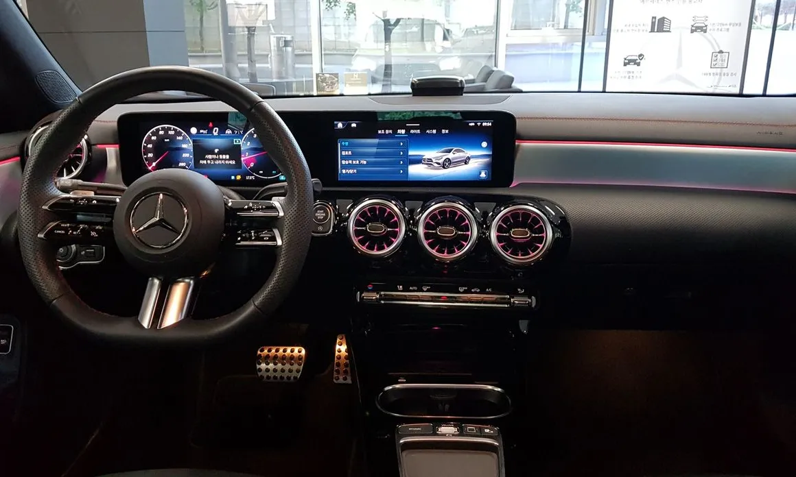 Mercedes-Benz CLA-Class