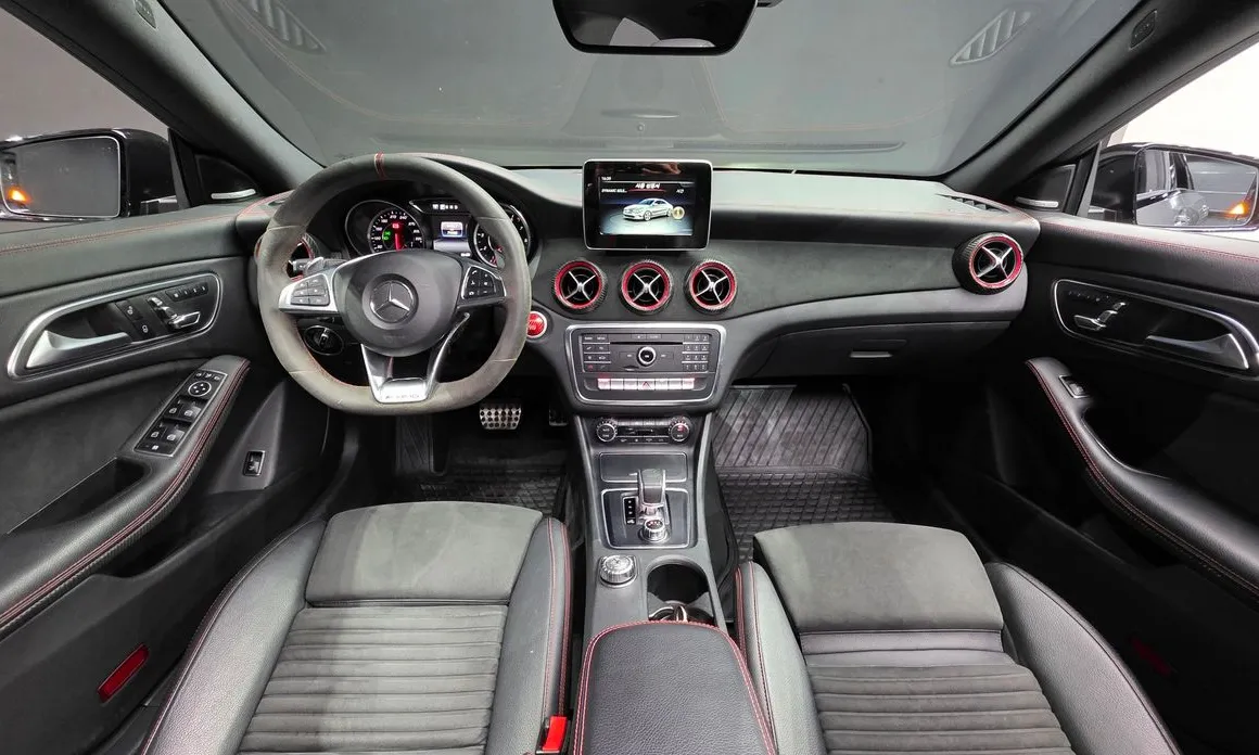 Mercedes-Benz CLA-Class