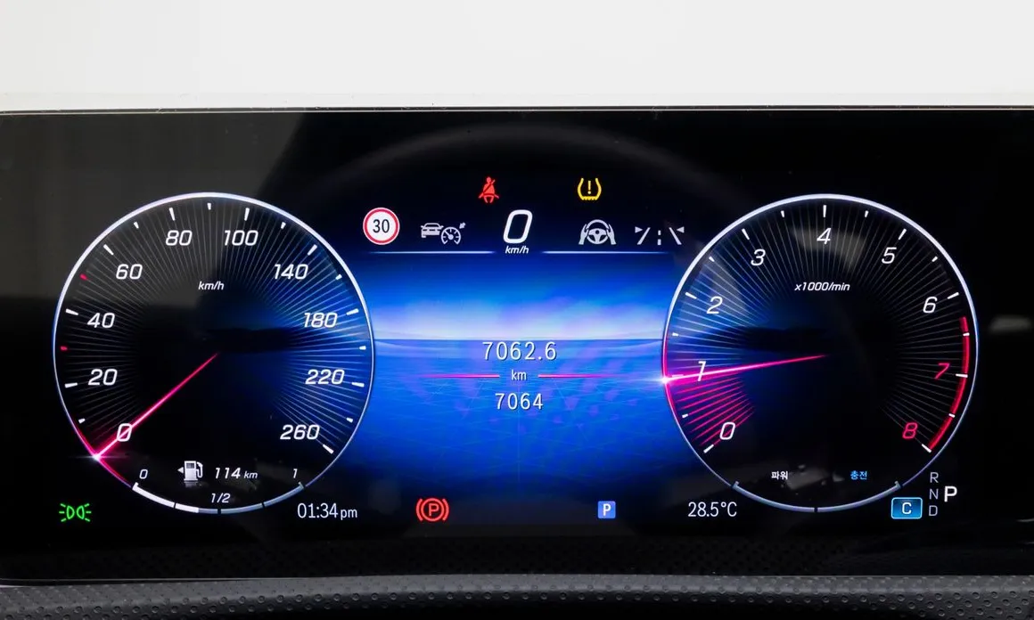 Mercedes-Benz CLA-Class
