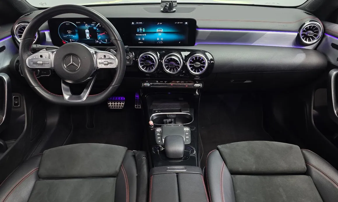 Mercedes-Benz CLA-Class