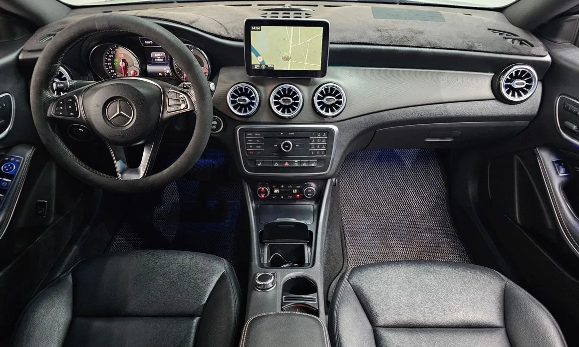 Mercedes-Benz CLA-Class
