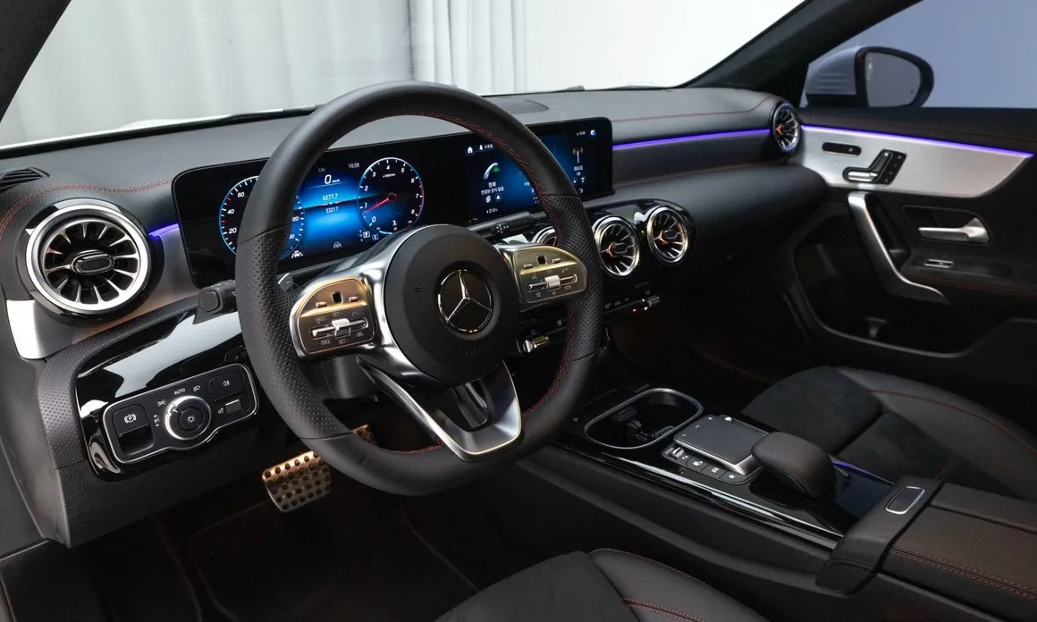 Mercedes-Benz CLA-Class