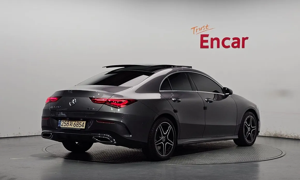 Mercedes-Benz CLA-Class