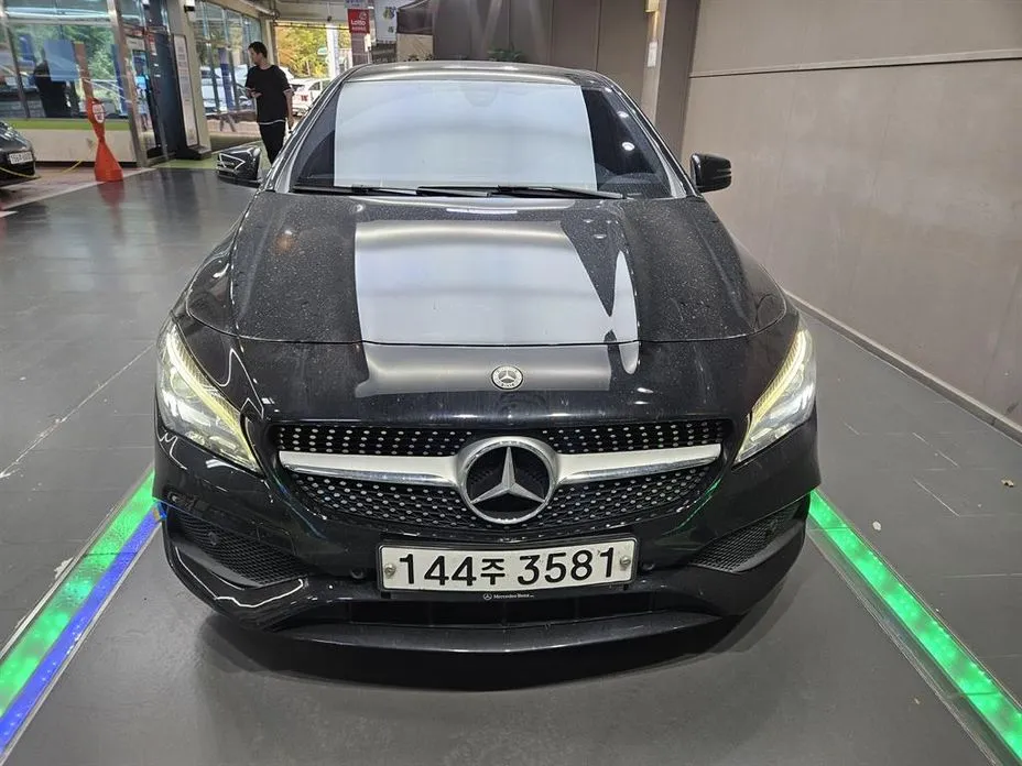 Mercedes-Benz CLA-Class