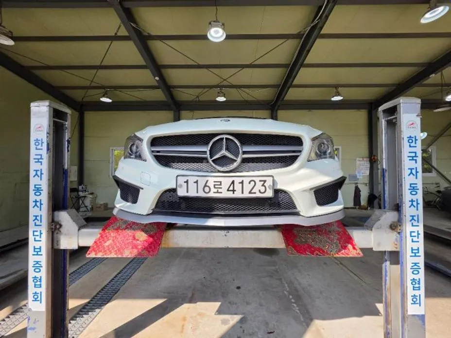 Mercedes-Benz CLA-Class