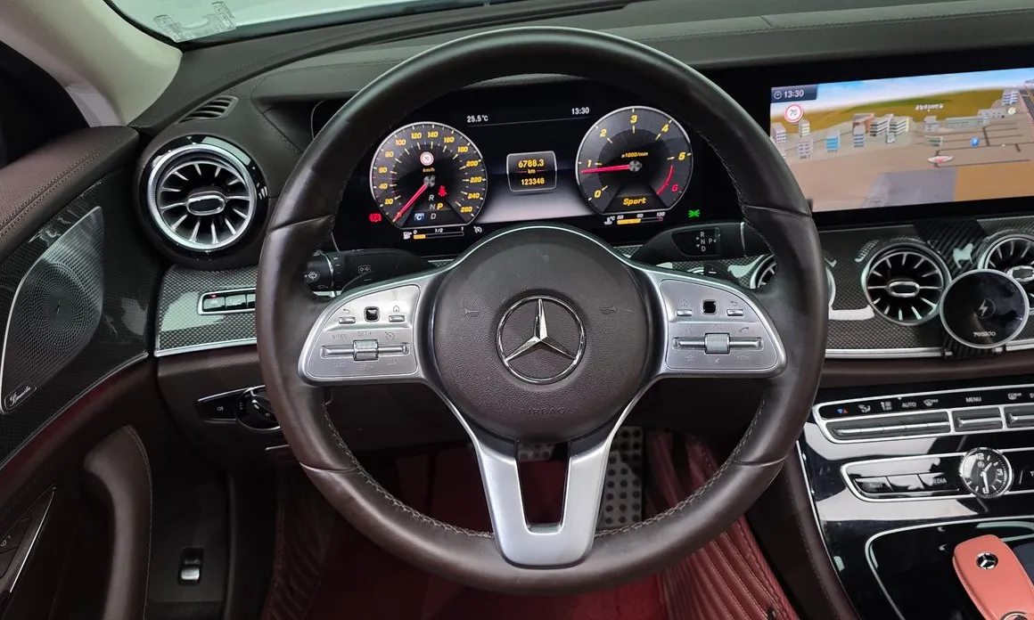 Mercedes-Benz CLS-Class