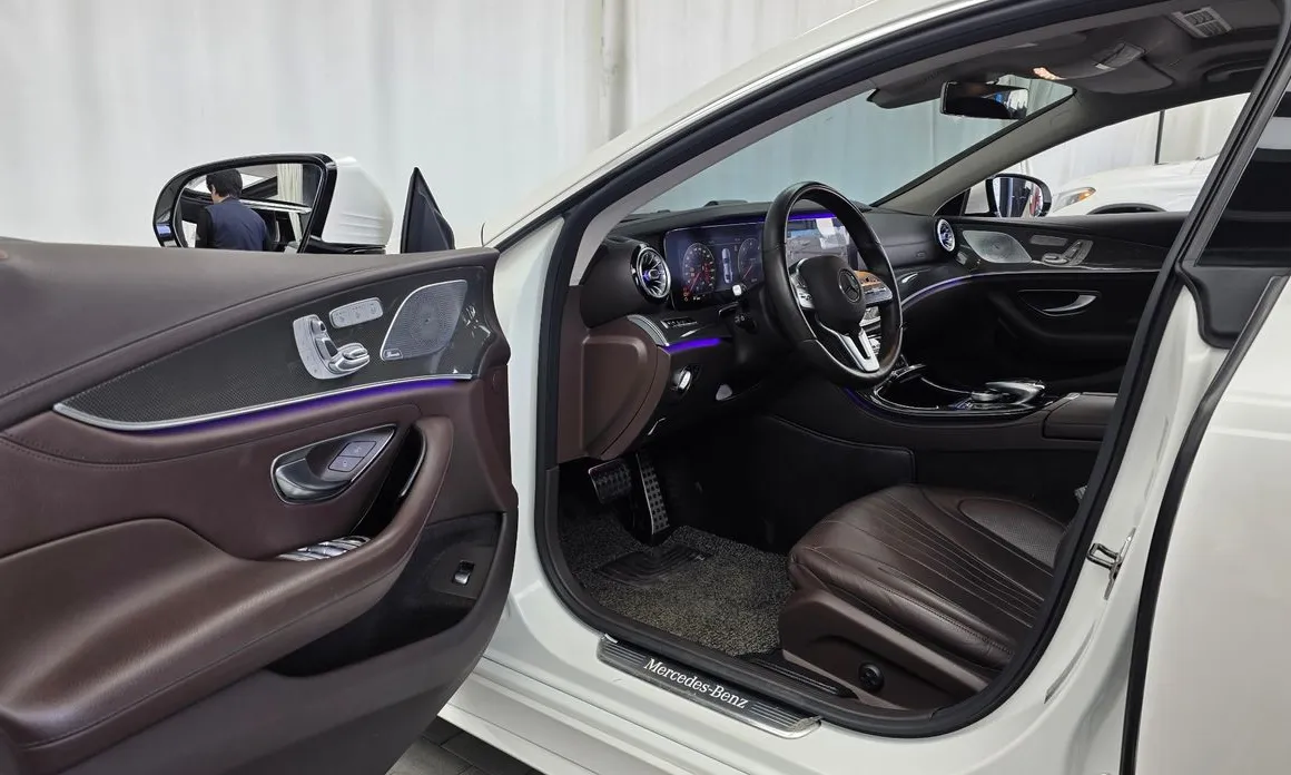 Mercedes-Benz CLS-Class