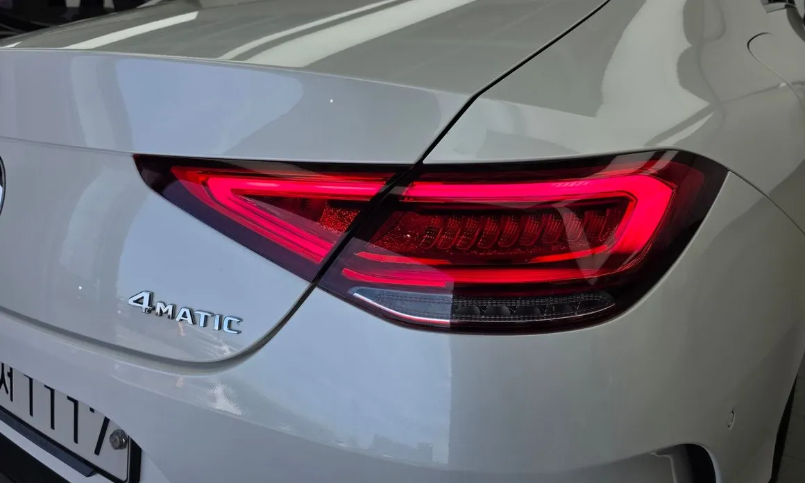 Mercedes-Benz CLS-Class