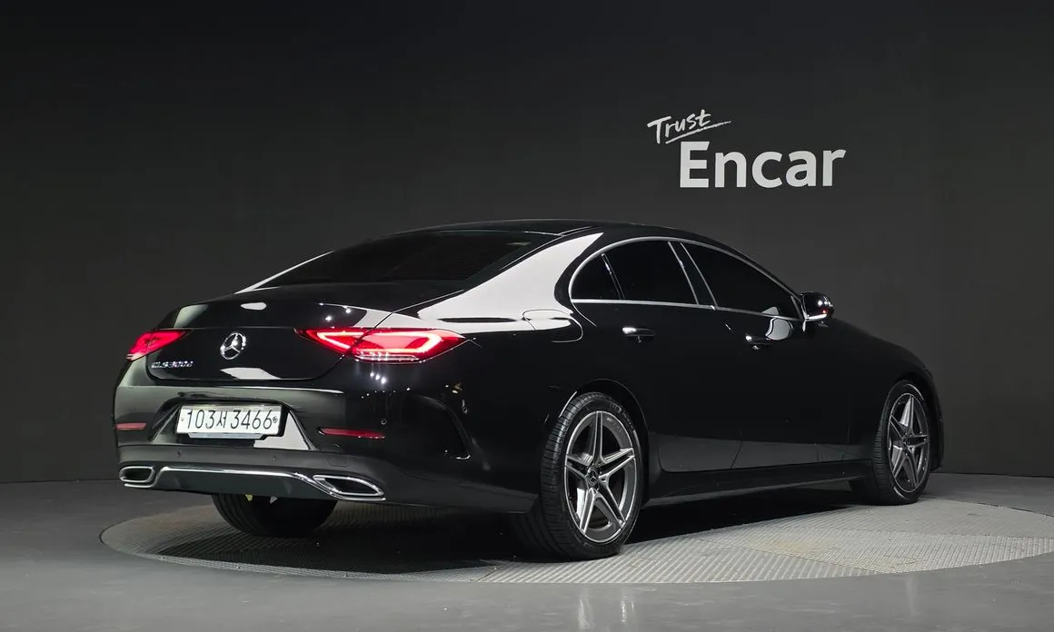Mercedes-Benz CLS-Class