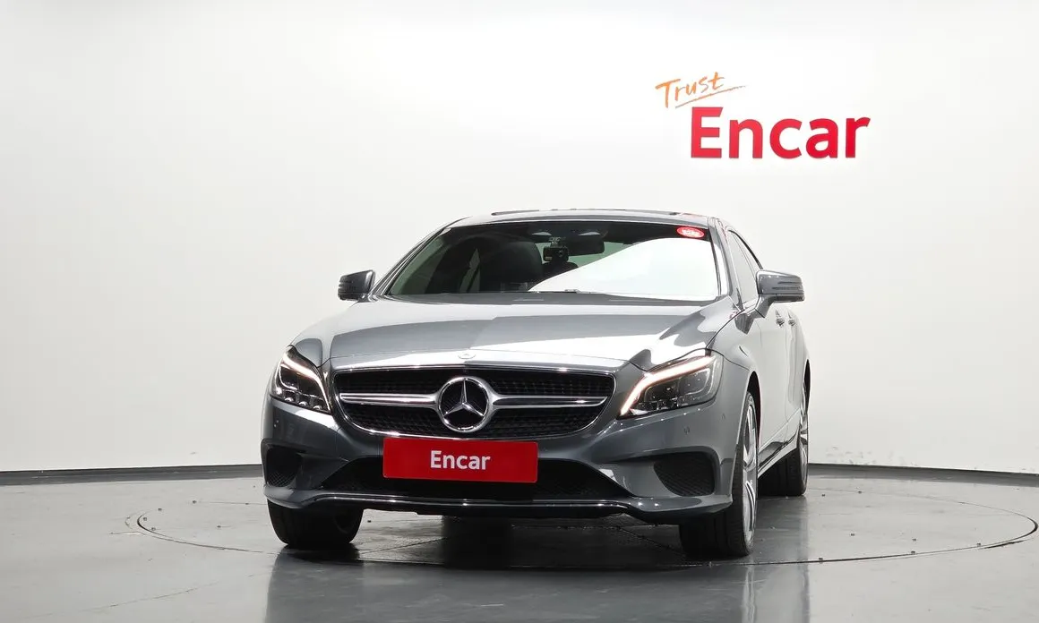 Mercedes-Benz CLS-Class