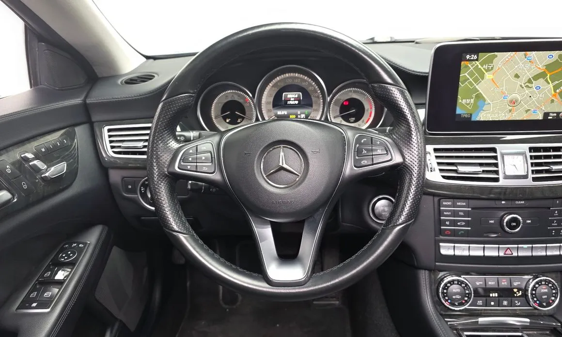 Mercedes-Benz CLS-Class