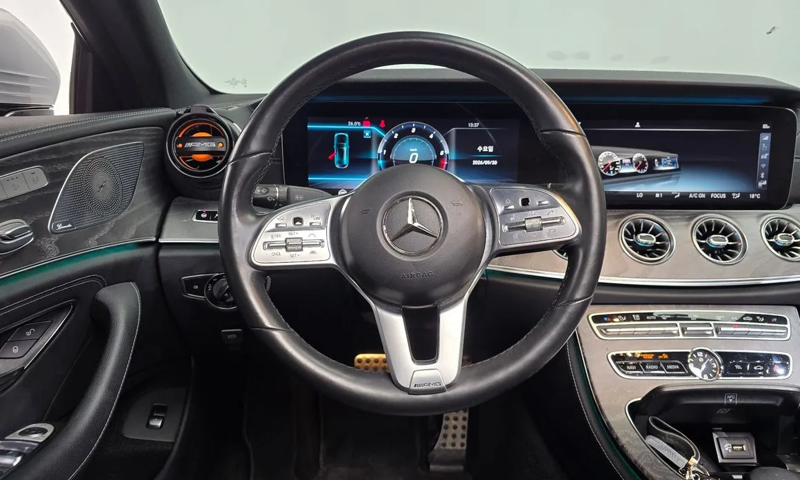 Mercedes-Benz CLS-Class