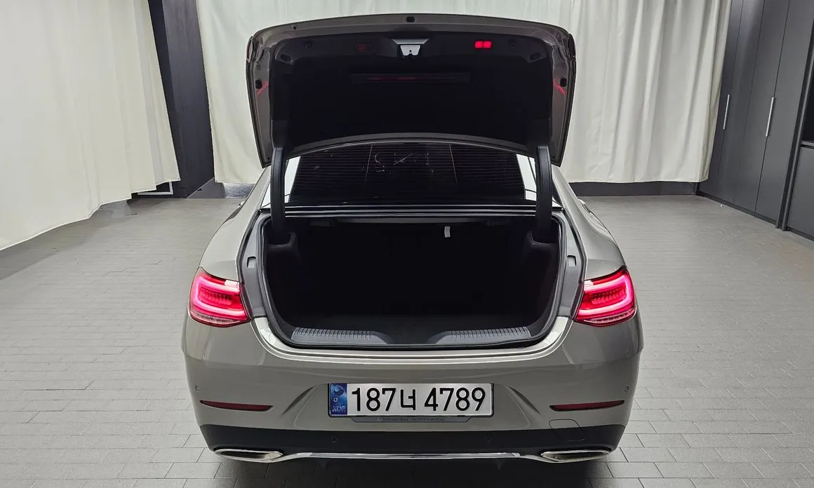 Mercedes-Benz CLS-Class