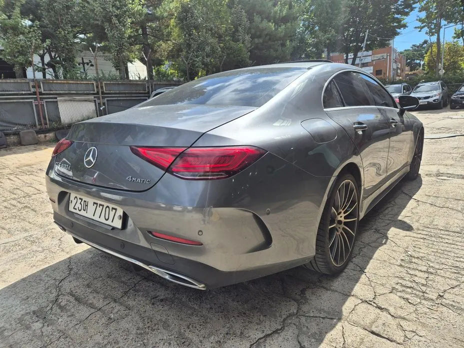 Mercedes-Benz CLS-Class