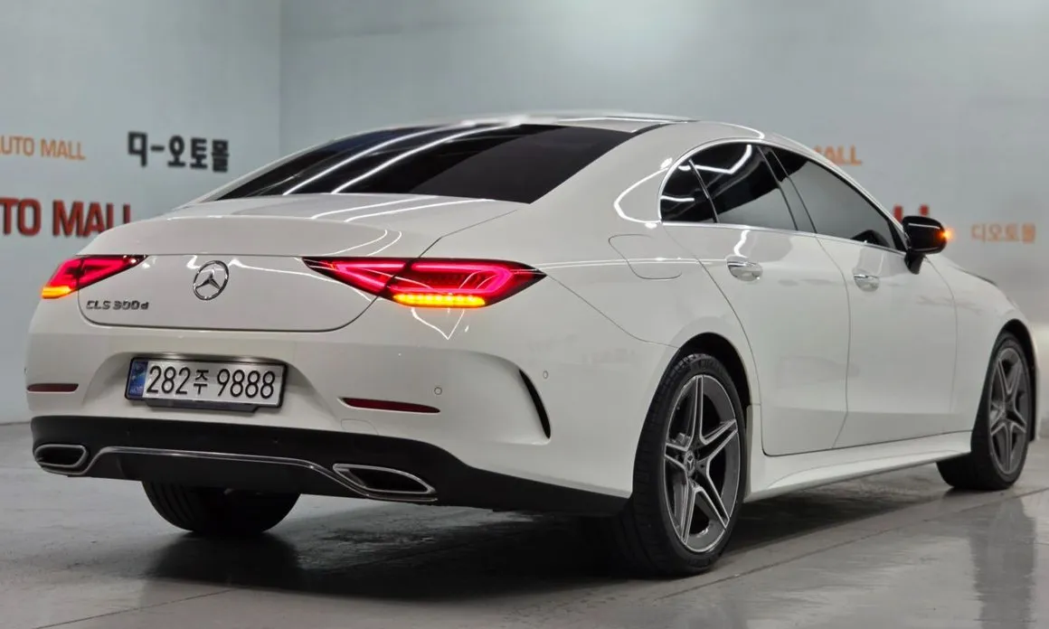 Mercedes-Benz CLS-Class