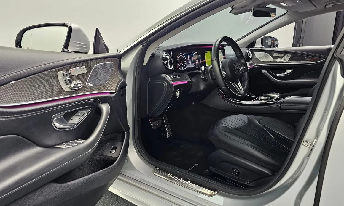 Mercedes-Benz CLS-Class