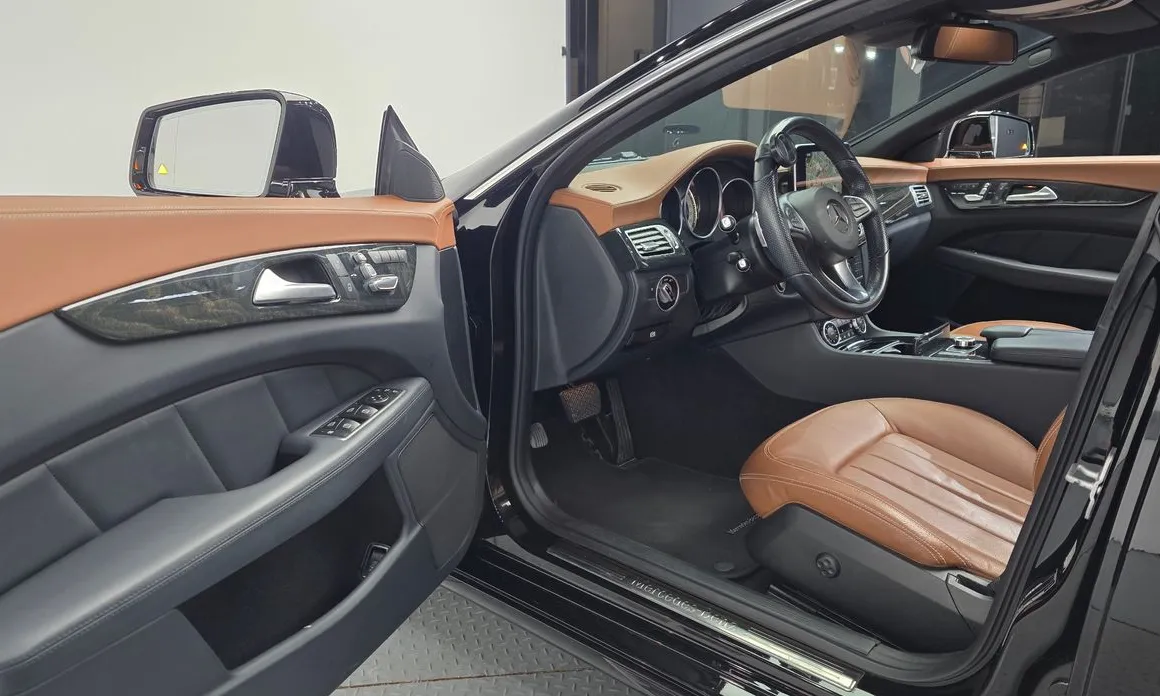 Mercedes-Benz CLS-Class