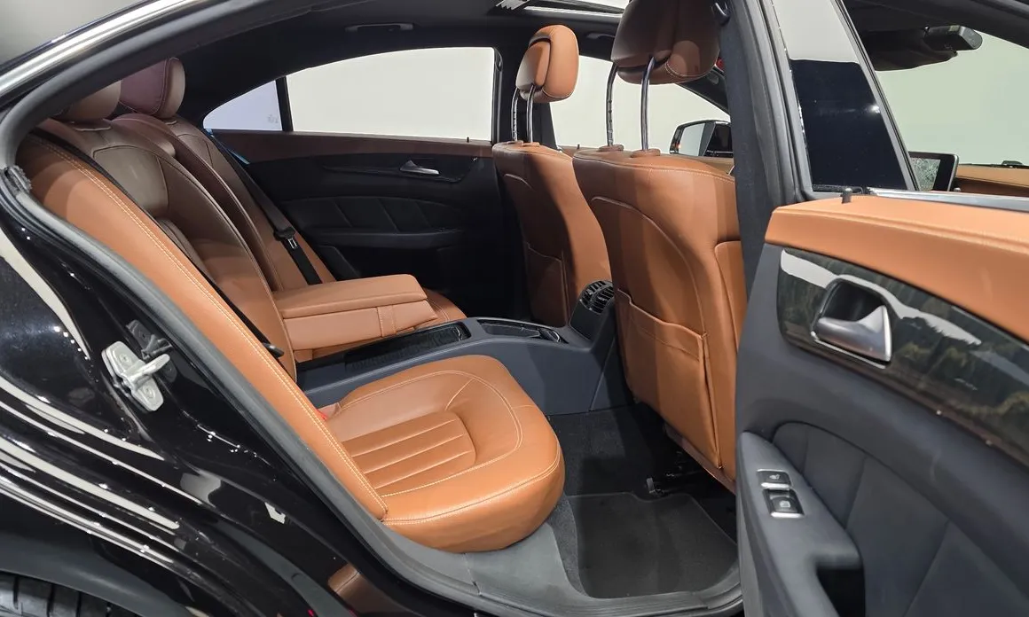 Mercedes-Benz CLS-Class