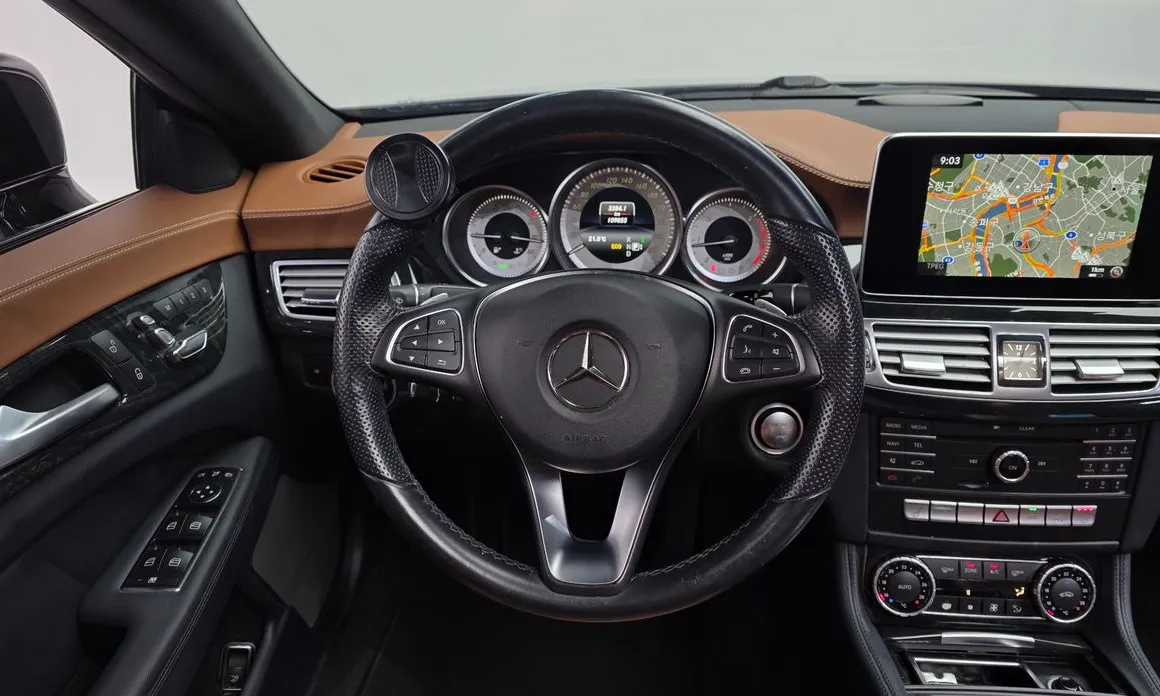 Mercedes-Benz CLS-Class