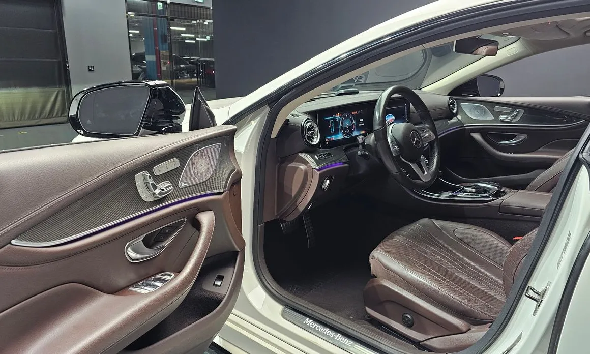 Mercedes-Benz CLS-Class