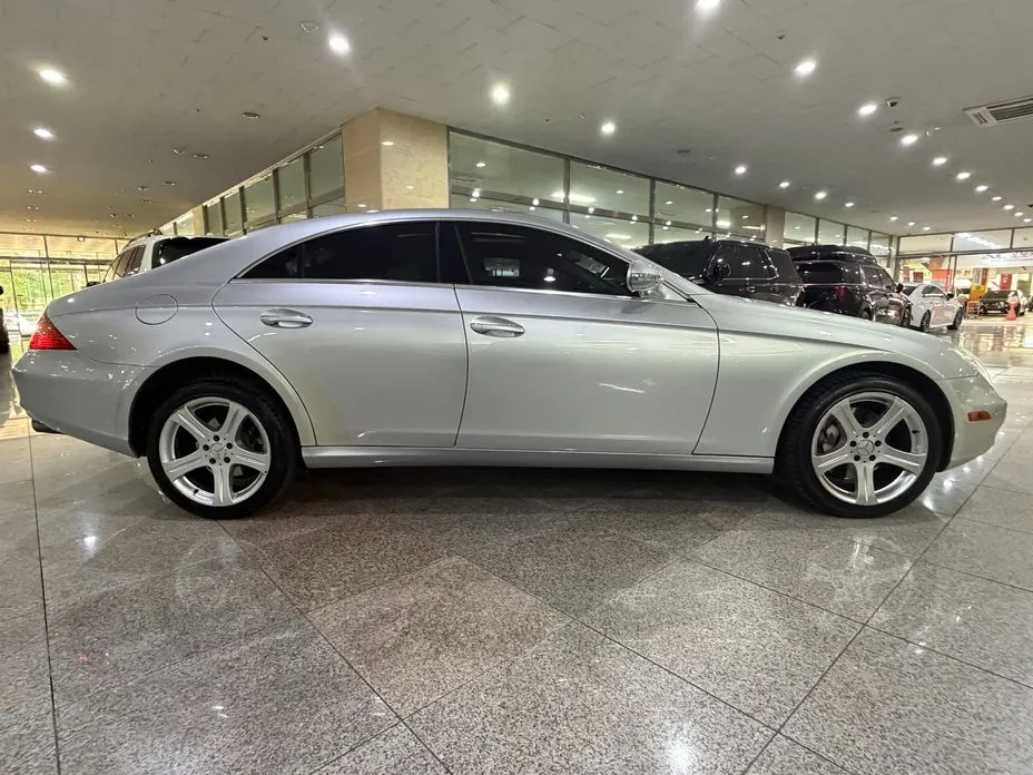 Mercedes-Benz CLS-Class